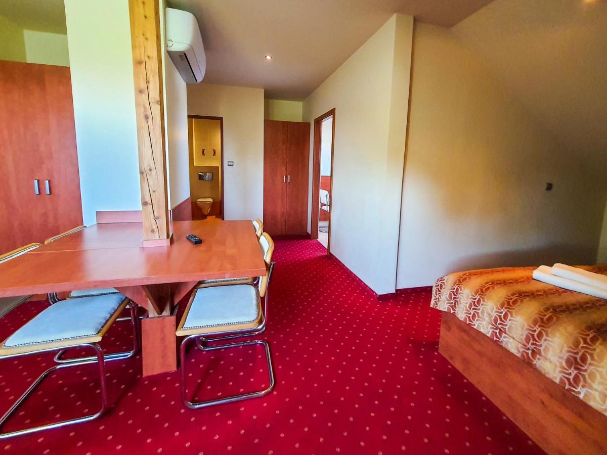 Villa Gemini Мельно Экстерьер фото